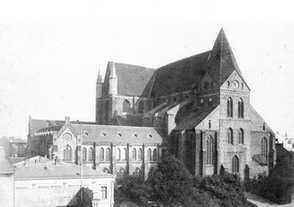Dom1885